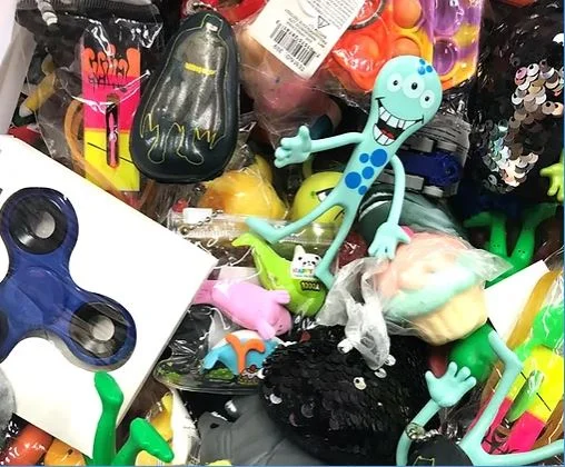Playful and cheerful stuffed creaturesMini Toy Crane Mix ($.70/EA DELIVERED)