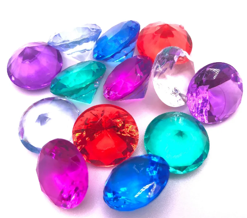 Cheerful and happy stuffed figuresPlastic Diamonds 1.1" Capsules ($.25/EA DELIVERED) Cheerful and happy stuffed figuresPlastic Diamonds 1.1" Capsules ($.25/EA DELIVERED)