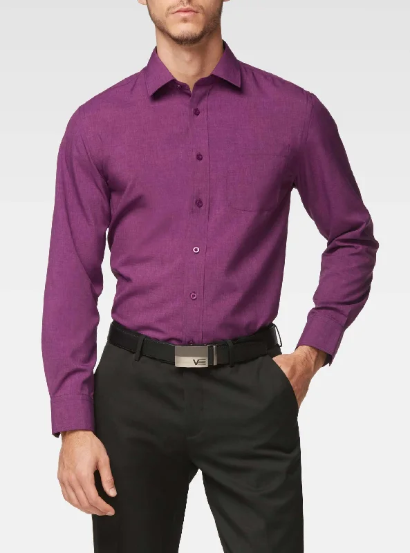 Look sharp without breaking the bank – men’s clothing sale now!  Classic straight fit shirt