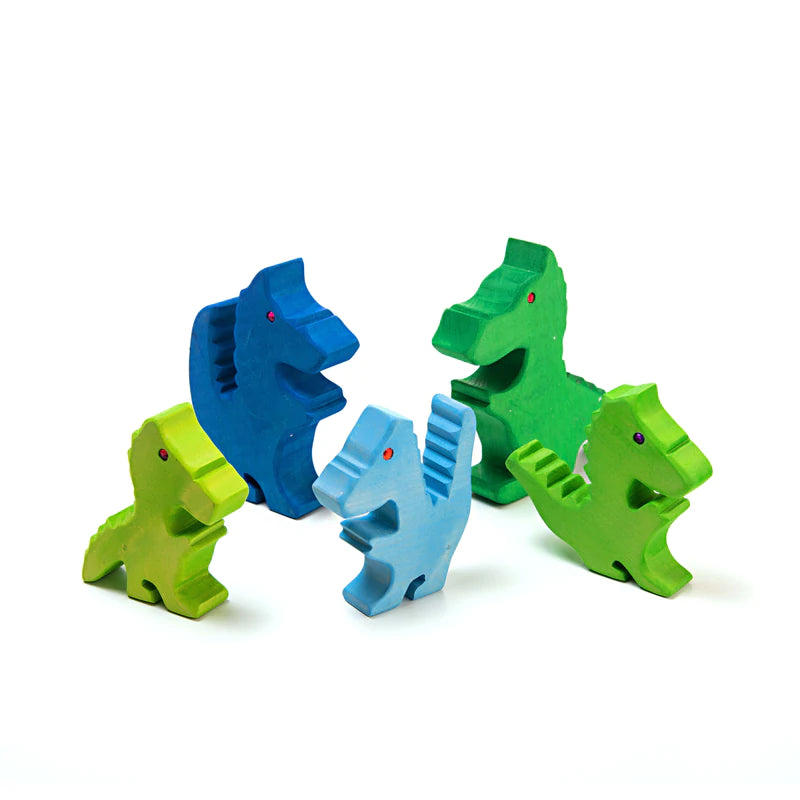 beautiful and detailed wooden toys that inspire creativity Bauspiel dragon family blue & green 5 pcs beautiful and detailed wooden toys that inspire creativity Bauspiel dragon family blue & green 5 pcs