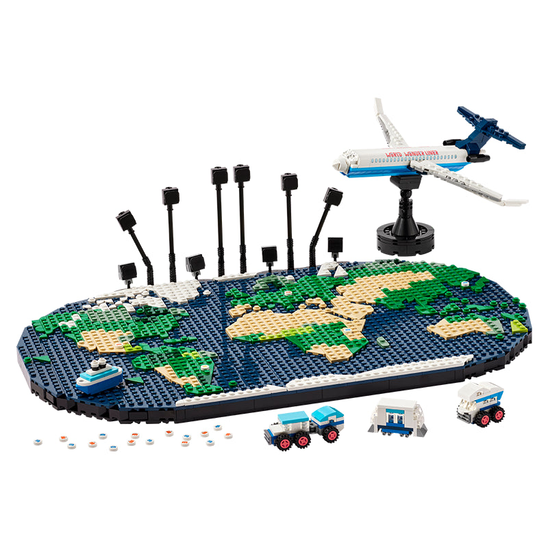 Encouraging exploration and discovery LEGOLego - Family - Travel Moments #41838