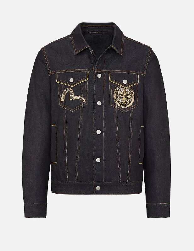 Huge savings on popular clothing styles –  织锦大M贴布牛仔外套