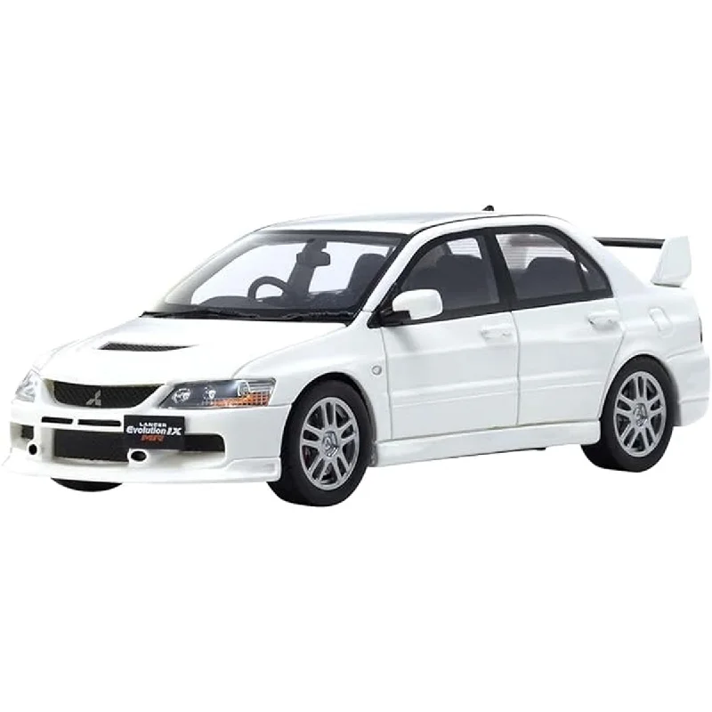 High-quality materials toys Mitsubishi Lancer Evolution IX MR White - 1:43 Scale Resin Model Car High-quality materials toys Mitsubishi Lancer Evolution IX MR White - 1:43 Scale Resin Model Car