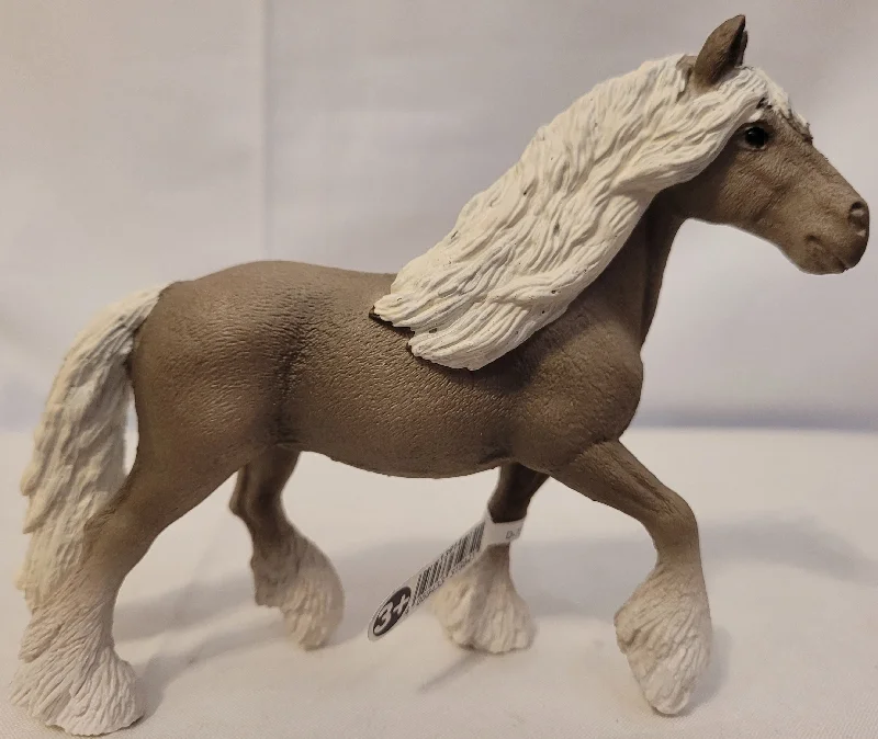 Time-consuming puzzles Schleich - Silver Dapple Mare