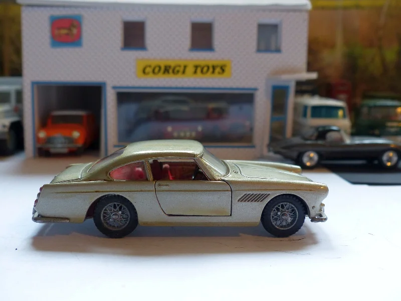 High-quality toy cars Solido 123 Ferrari 250GT 2+2