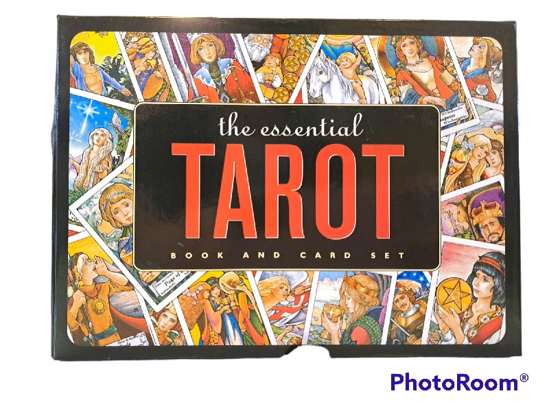 Fast-paced games The Essential Tarot Book and Card Set
